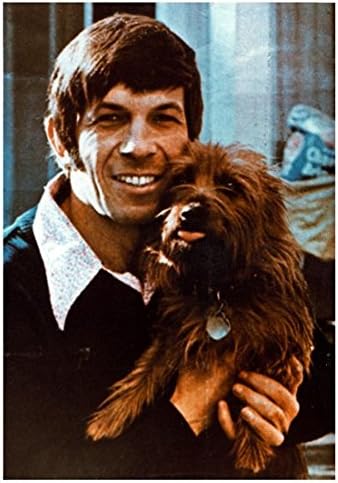 Köpeğini Seven Spock rolünde Leonard Nimoy ile Star Trek 8 x 10 Fotoğraf