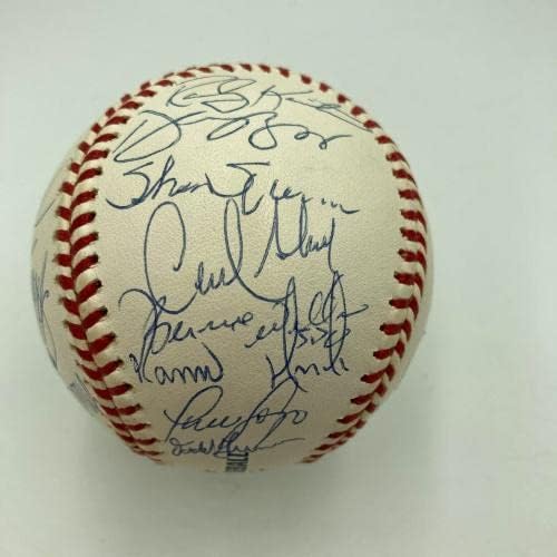2001 New York Yankees Champs Takımı İmzalı Beyzbol Derek Jeter Mariano Rivera JSA İmzalı Beyzbol Topları